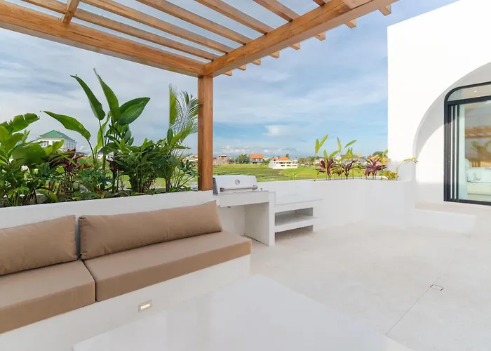 Amici - 3br Pool Villa, Walk To Cafes - Pererenan Ferienhaus