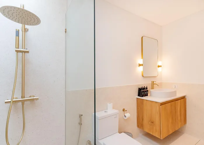 Amici - 3br Pool Villa, Walk To Cafes - Pererenan Ferienhaus