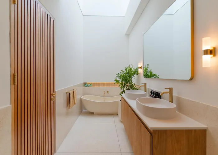 Amici - 3br Pool Villa, Walk To Cafes - Pererenan
